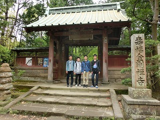 見学させて戴けたことに感謝 お寺で撮影