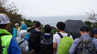 戦争遺跡地下壕探検