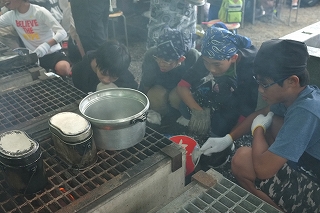 飯盒炊飯