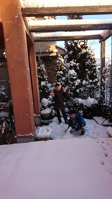 家の前に雪が降った時