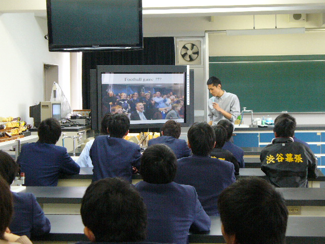 Lecture by Our School Alumnus
