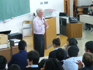 Mr. Bobby Valentine visited our school