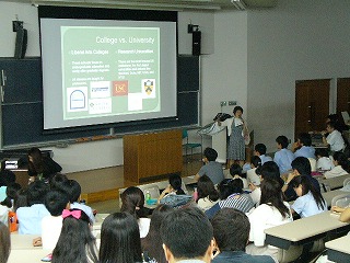 a briefing session for studying abroad