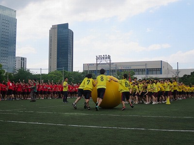 高校グランド競技・大玉送り