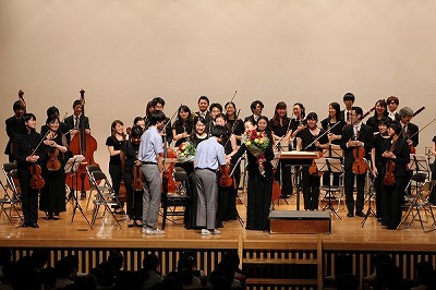 お礼の花束贈呈