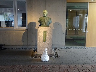 校長先生と雪だるま