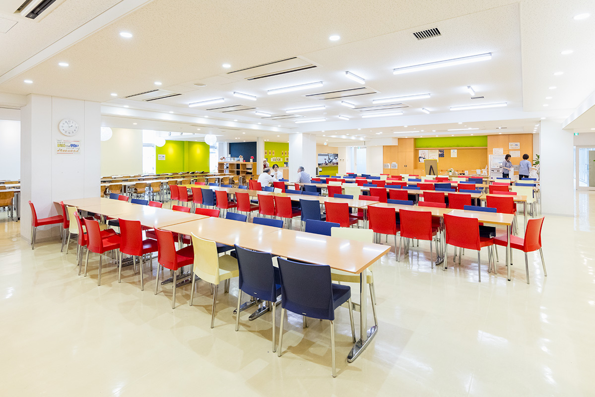 カフェテリア – 渋谷教育学園幕張中学校・高等学校