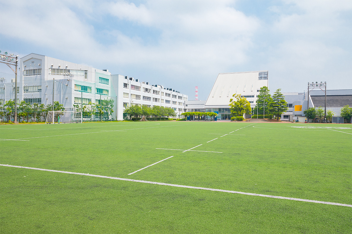 グラウンド 渋谷教育学園幕張中学校 高等学校 グラウンド 渋谷教育学園幕張中学校 高等学校